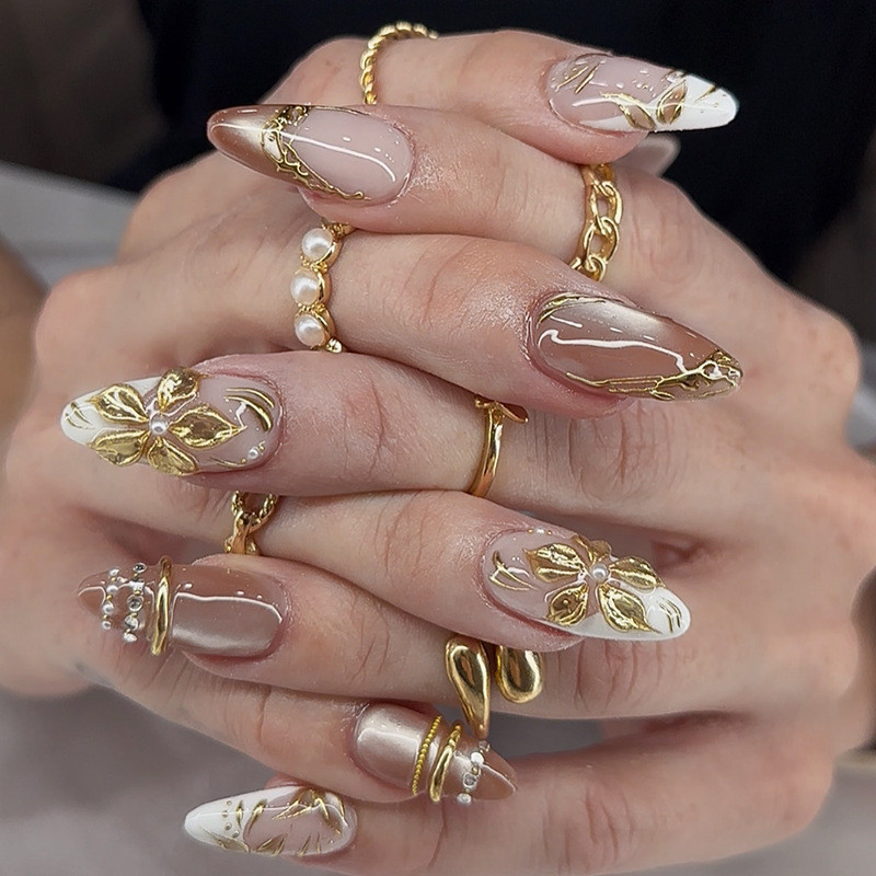French Bow Cat Eye Press On Nails Almond Gold Edge Design 30 ชิ้น