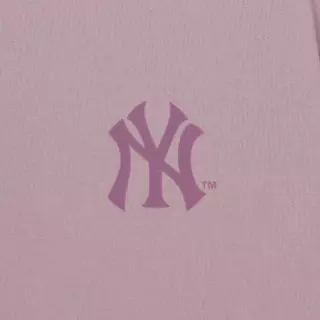 MLB เสื้อยืด ยูนิเซ็กซ์ Classic Monogram Big Lux Over Fit T-Shirts รุ่น 3ATSM0463 50LDL สีม่วงลาเวนเดอร์
