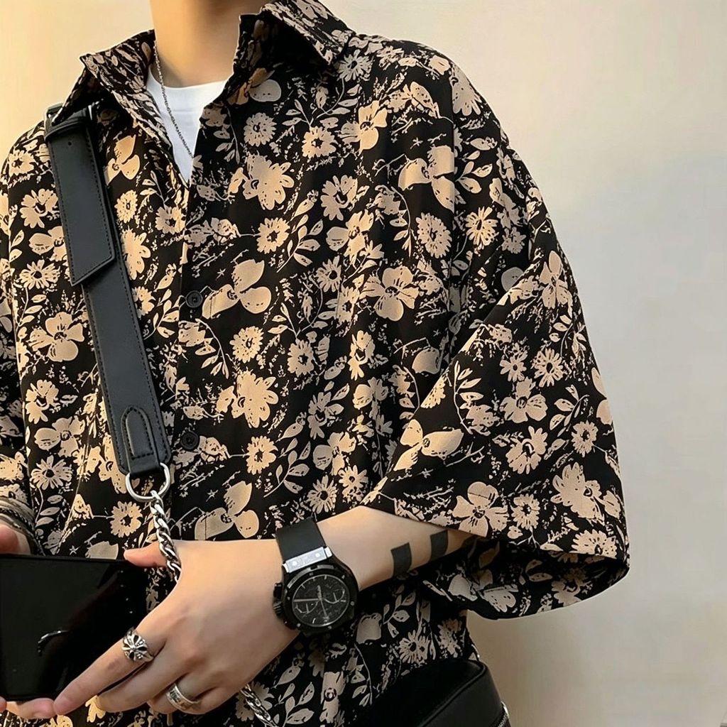 夏季新款宽松复古港味设计感小众花衬衫男短袖痞帅休闲衬衣潮Summer New Loose Retro Hong Kong Style Design Sense Niche20260819