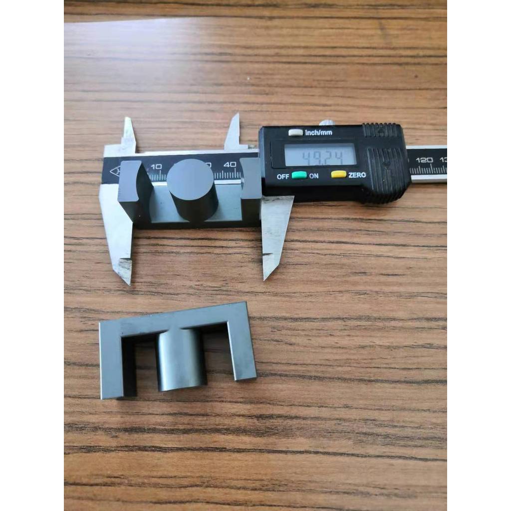 แกนแม่เหล็ก EC4949 EC49/49 EC4950 EC49/50 ETD49 คอลัมน์กลาง 16 Ferrite Magnetic Core