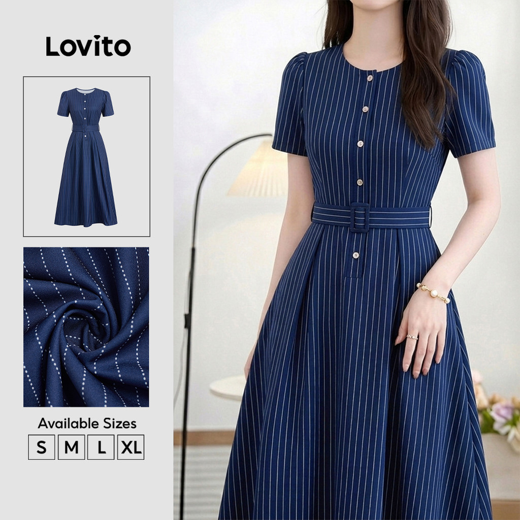 (New Arrival) Lovito เดรสผู้หญิง ลายทาง กระดุม แขนยาว ชายบาน สำหรับฤดูใบไม้ผลิ ฤดูร้อน วันหยุด และชุ