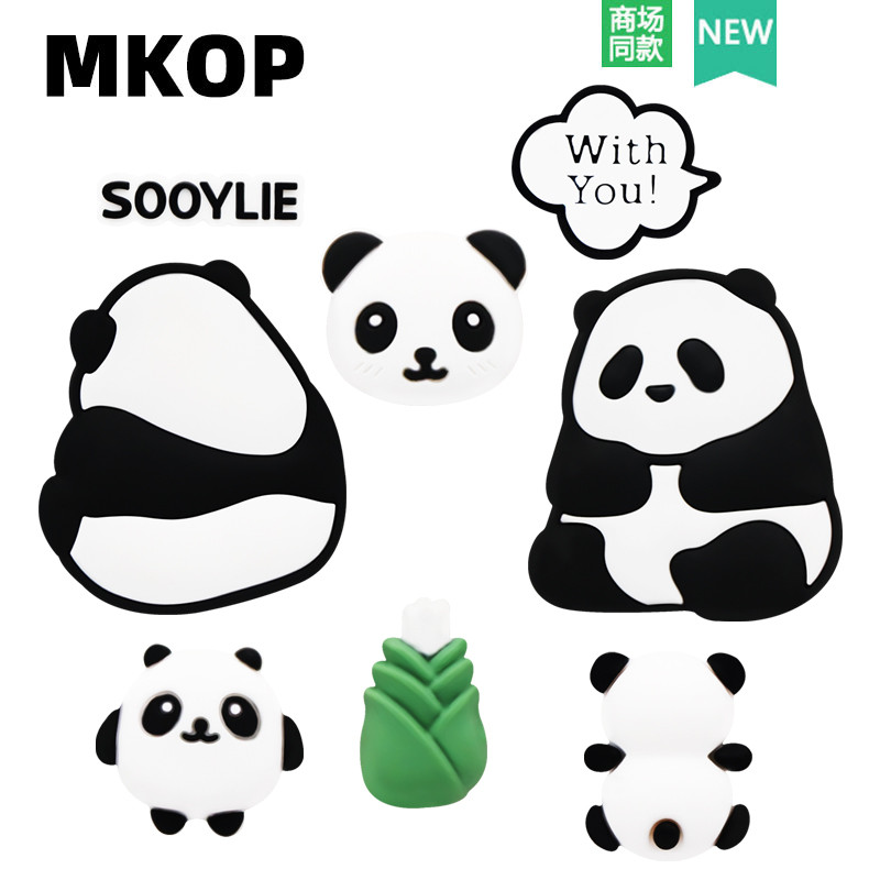 Mkop Hole รองเท้าอุปกรณ์เสริม High-End Sense รองเท้าหัวเข็มขัดอุปกรณ์เสริมน่ารัก Panda Bamboo Shoot 