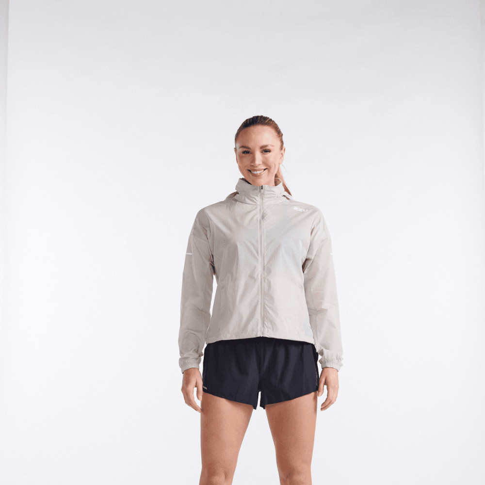 2XU-AERO WINDBREAKER Women เสื้อแจ็ตเก็ต
