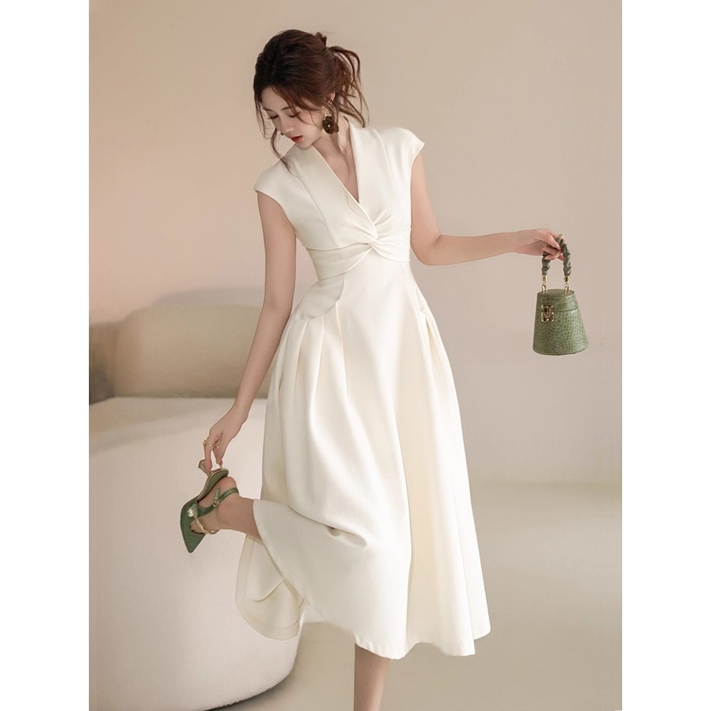 สีขาว summer white midi dress ยาว แขนกุด  สบายๆ เดรสน่ารัก  แขนกุด BEST SELLER! คอวี V ออกงาน  ชุดเดรส🌴