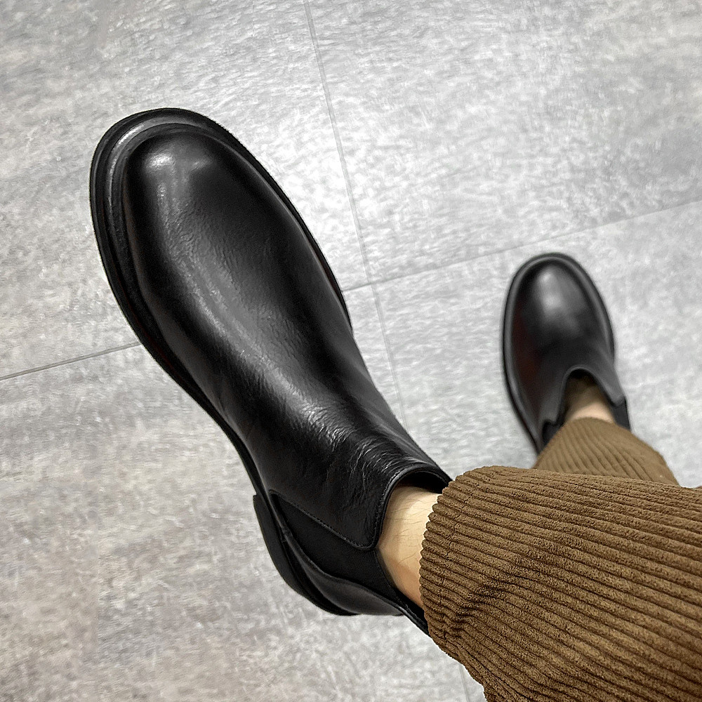 รองเท้าบุหรี่ผู้ชาย สไตล์อังกฤษ ทรง Chelsea & Ankle Boots หนังแท้ พร้อมแบบ High-Top และ Mid-Top