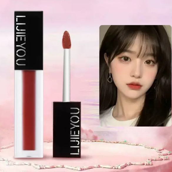 V-shop:ลิปกลอสเนื้อแมท ติดทนนาน ไม่แห้งกร้าน ยอดนิยมในเมืองไทย💄เนื้อสัมผัสนุ่มลื่น เกลี่ยง่าย ติดปากเบา ไม่มีภาระCP-138