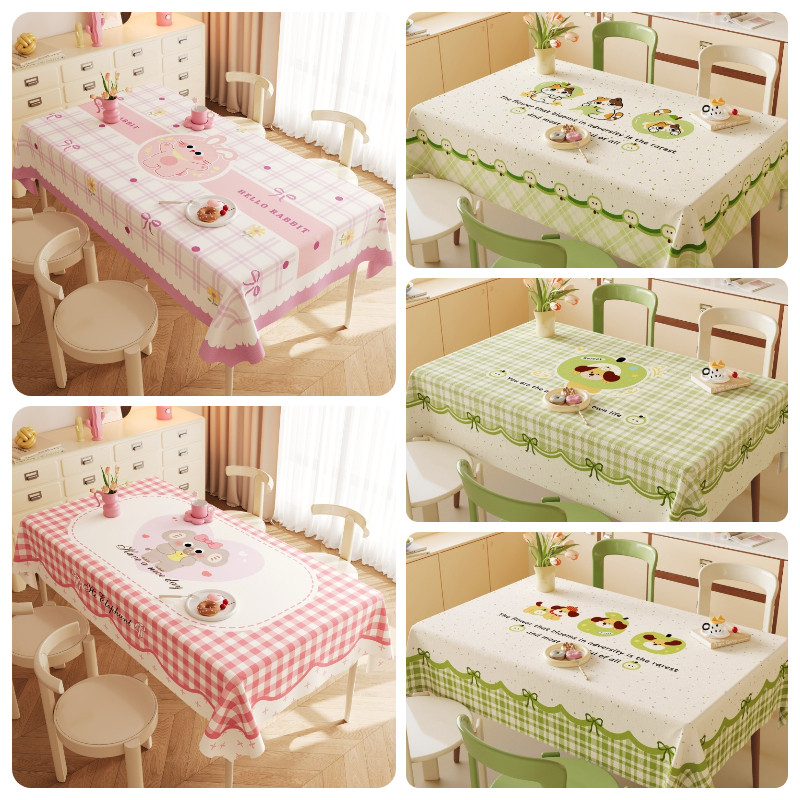 COD ผ้าปูโต๊ะ PVC 90x140CM สไตล์การ์ตูน ป้องกันรอยขีดข่วน หลักฐานน้ำมัน ผ้าปูโต๊ะพรีเมี่ยม