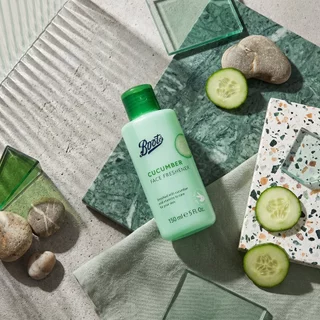 Boots Cucumber Face Freshener 150Ml บู๊ทส์ คิวคัมเบอร์ เฟซ เฟรชเชนเนอร์ 150มล.