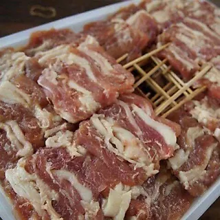 กล่องเก็บหมูปิ้ง กล่องใส่อาหาร กล่องใส่หมูปิ้ง ใบละ 70 บาท
