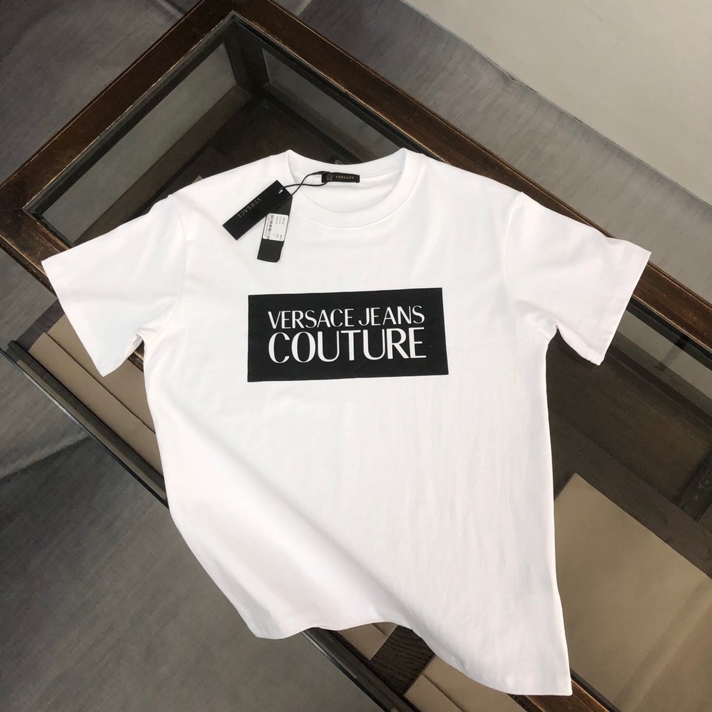 Versace tee/Versace เสื้อยืดพิมพ์แขนสั้นผู้ชายผู้หญิงเสื้อยืดคู่ High-End เสื้อยืด Commuter T @-