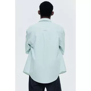 H&M(เอชแอนด์เอ็ม) เสื้อเชิ้ต Oxford แบบ Regular Fit ผู้ชาย 1257417_8