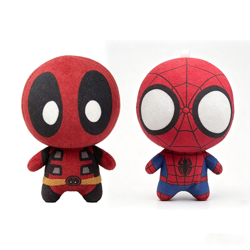 Spider-Man Theme ตุ๊กตาผ้าฝ้ายสร้างสรรค์อินเทรนด์ของเล่นตุ๊กตา Deadpool ตัวอักษร Key Chain กระเป๋าเป้สะพายหลังตกแต่งจี้เด็กของขวัญวันเกิดคอลเลกชันของเล่น