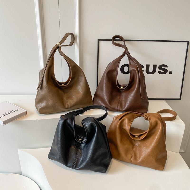 【พร้อมส่ง】Style studio กระเป๋าเกาหลี ใหม่ เรียบง่ายอเนกประสงค์ สะพายไหล่หนังนิ่ม จุได้เยอะ