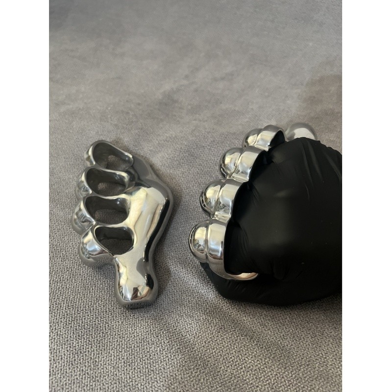 Finger Tiger Five-Finger Fist Buckle ป้องกันการระเบิดแฟชั่น Finger Tiger Hand Support อาวุธกําปั้นเห