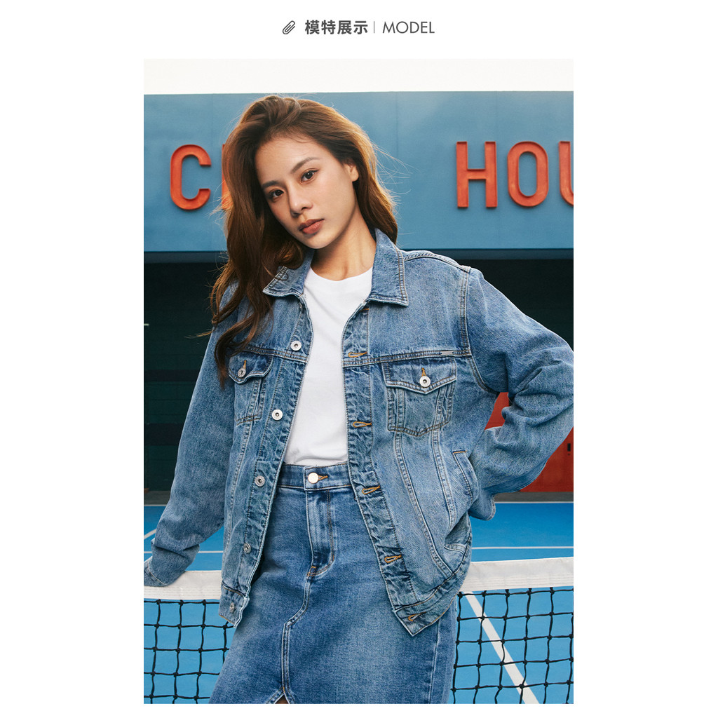 GUESS เสื้อแจ็คเก็ตยีนส์ พร้อมหมวกถอดได้ สไตล์ทันสมัย - X1FN01W55R9