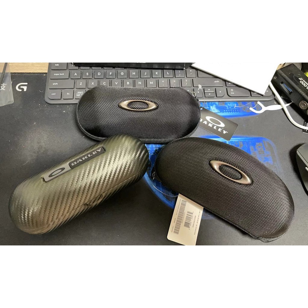 American Oakley แว่นกันแดดแท้จากโรงงาน เล็กพกพาสะดวก