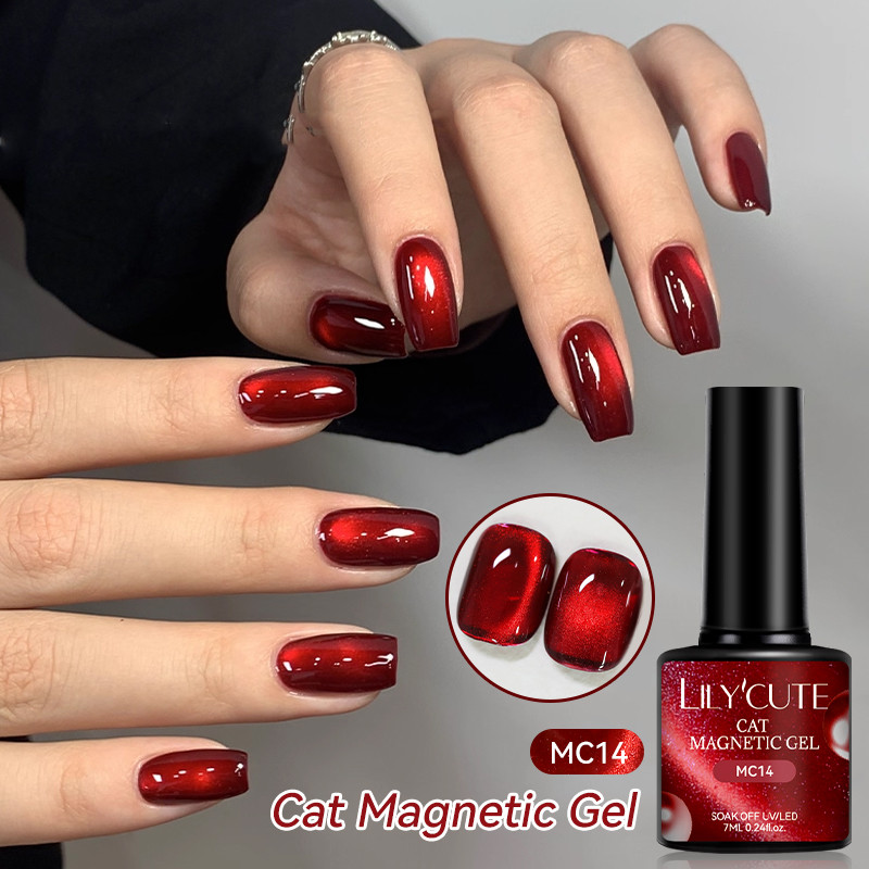 LILYCUTE คริสต์มาสสีแดงแมวตาแม่เหล็กเจล Soak Off ประกายลูกปัดเจลยาทาเล็บเคลือบเงา Salon DIY