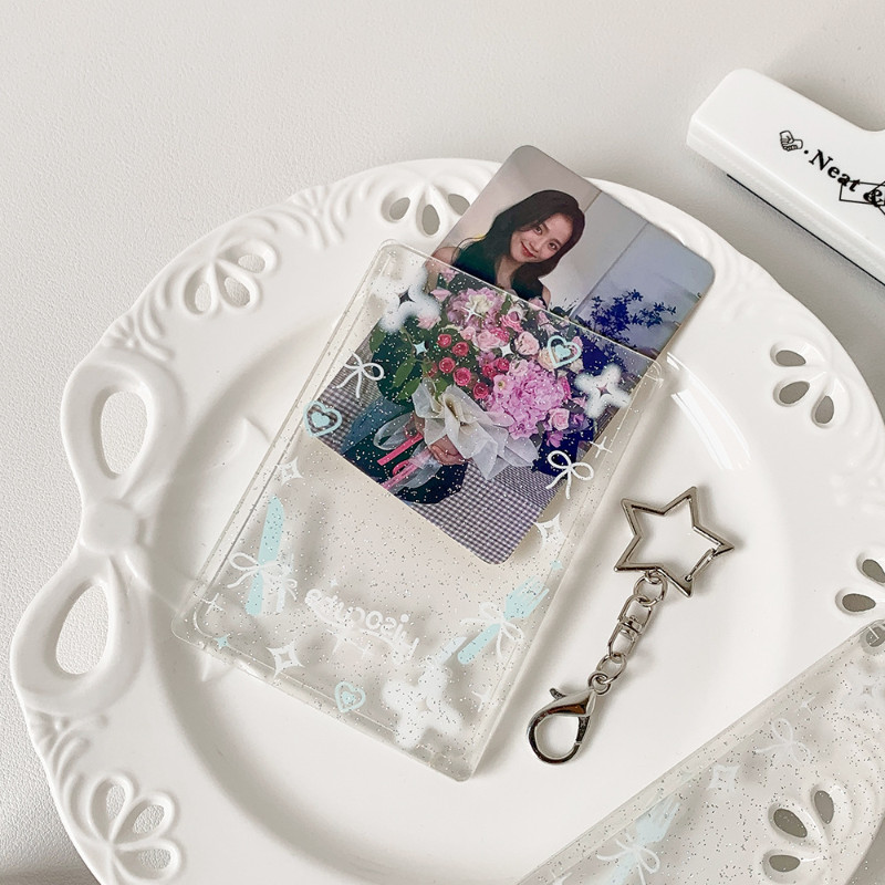 พวงกุญแจเคสการ์ด เฟรมการ์ด วัสดุอะคริลิกใส ลายหัวใจดาว ใส่บัตร 3 นิ้ว มีพวงกุญแจดาวน่ารัก Kpop สายวาย รูปที่ 3