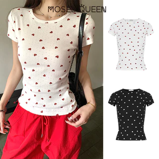 MOSESQUEEN เสื้อผ้าสกรีนสีขาว แบบโพลกาดอต แขนสั้น ผลิตจากผ้าฝ้ายบริสุทธิ์ - ในด้านการออกแบบ มีรูปทรงที่พอดีกับคอหัวกลมและลายไหล่ด้านหน้า#63779