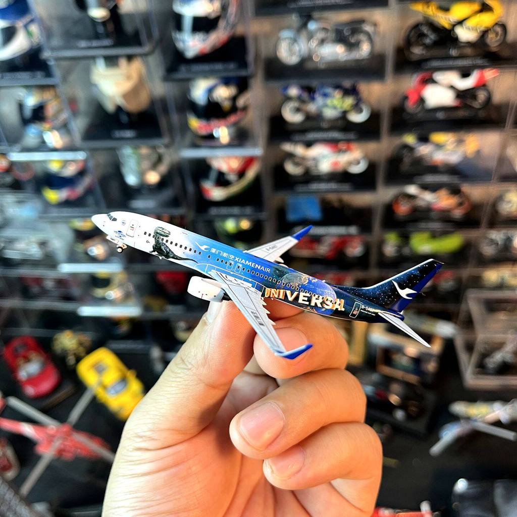 NG1: 400 Scale Alloy Airplane Boeing 737-800 Xiamen Airlines Jurassic Model Gift Collection