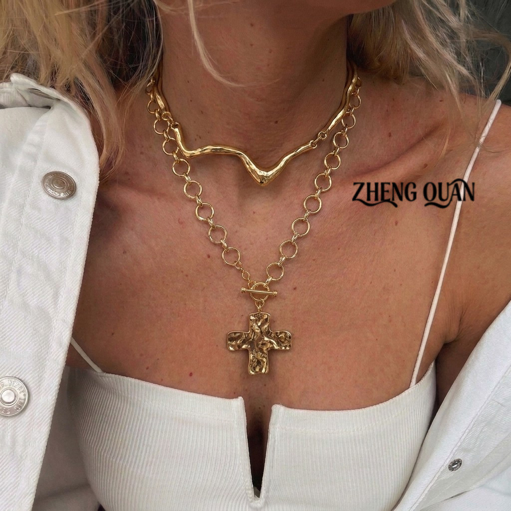 2 ชิ้น Y2K ความงามสร้อยคอชุดผู้หญิง Gold Textured Cross จี้ OT ปิดโซ่ Minimalist Punk Collarbone อุป