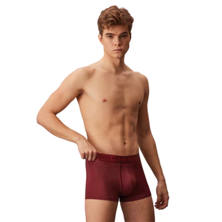 CALVIN KLEIN กางเกงในผู้ชาย Microfiber Stretch Emblem Limited Edition ทรง Low Rise Trunk รุ่น NB4424 2RD-สีแดง