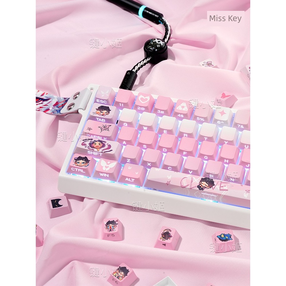 คีย์ Xiaoji Twilight Butterfly Fearless สัญญาสีชมพูด้านข้างแกะสลักโปร่งใสคีย์บอร์ด Keycap 68/87/108/