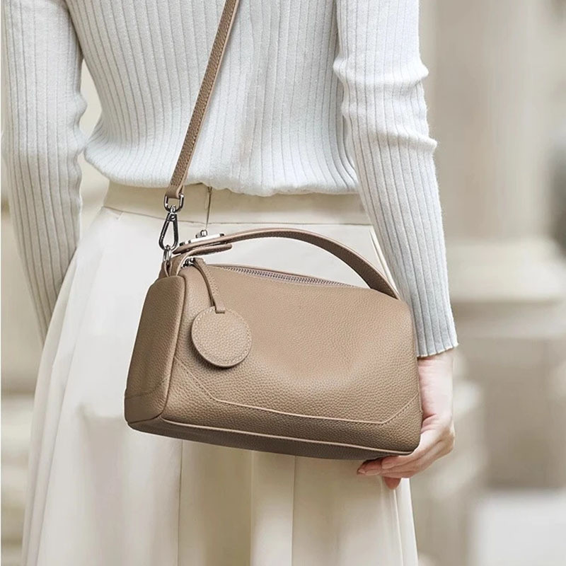 TOGO First Layer Cowhide หญิงกระเป๋าแฟชั่นหนังแท้ Cross-Border Boston Bag All-Match อินเทรนด์แบบพกพา Cross-Body กระเป๋า