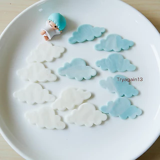 ก้อนเมฆ แต่งหน้างเค้ก ก้อนเมฆ หน้ายิ้ม น้องน่ารักมากกกกก