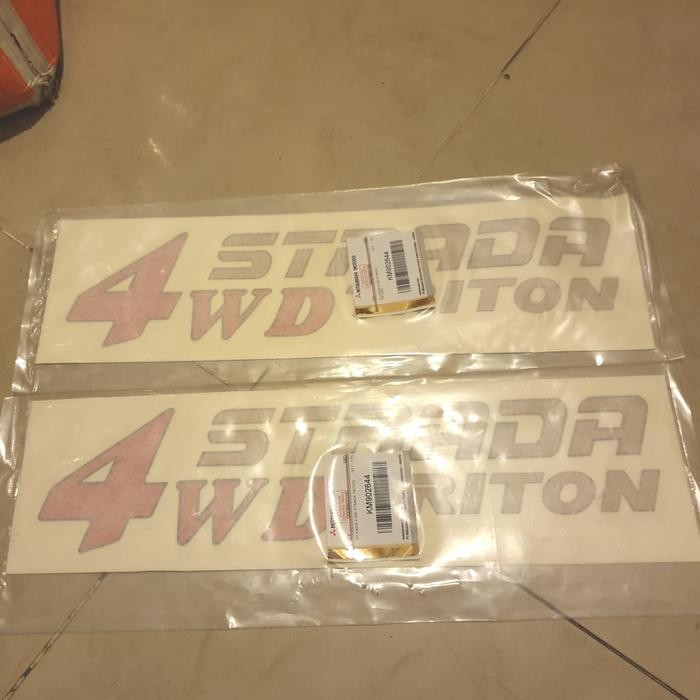 สติ๊กเกอร์ Mitsubishi Part 4WD STRADA TRITON ของแท้