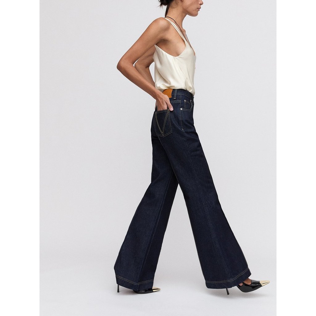 [Pomelo] กางเกงยีนส์ขาม้าเอวสูง / High Waist Flared Jeans — صورة 4