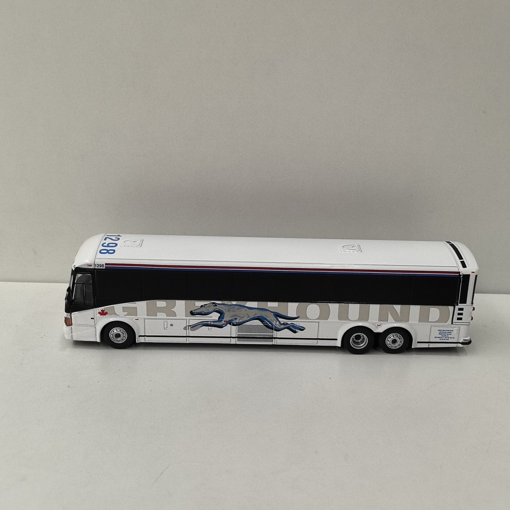 IR HO IXO 1/87 MCI motorcoach D4505 สุนัขสีเทา Bus Bus Bus รุ่นโลหะผสม Blister สีขาวกล่องบรรจุภัณฑ์ก