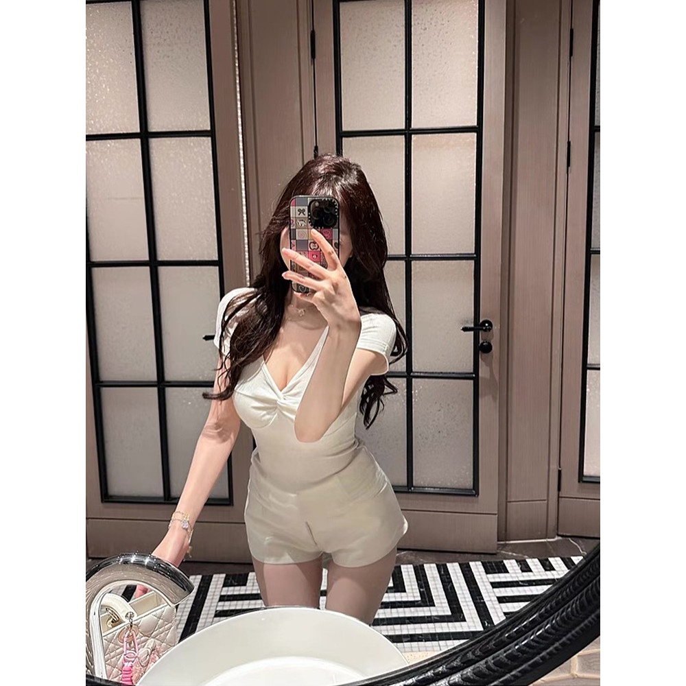 Moses Queen/Queen of Mercy เสื้อยืดแขนสั้นเกาหลีสีเหลือง ดีไซน์คอวี มีรอยย่นไขว้และเข้ารูป ตัดเย็บไหล่ตรง - รูปที่ 5