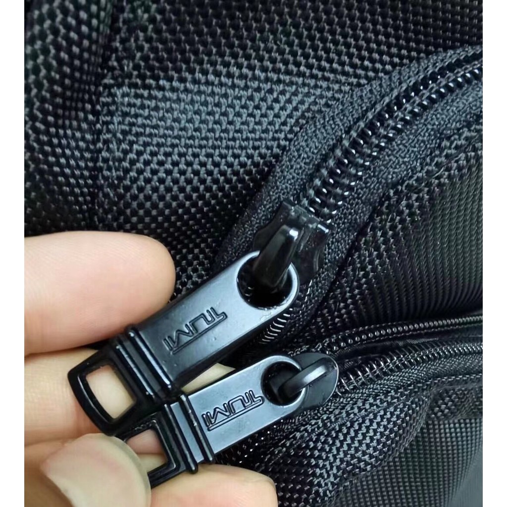 จัดส่งฟรีกว่า 80 TUMI TUMI TUMI TUMI TUMI TUMI Airlines Business Trip แบบพกพาแต่งหน้าแป้งกระเป๋าเก็บ