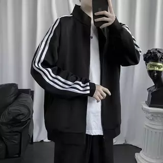 สไตล์เกาหลีหลวม ๆ สามแถบเบลเซอร์ป้องกันแสงแดดและระบายอากาศได้ดีสำหรับคู่รักและยังสามารถสวมใส่ในชีวิตประจำวัน