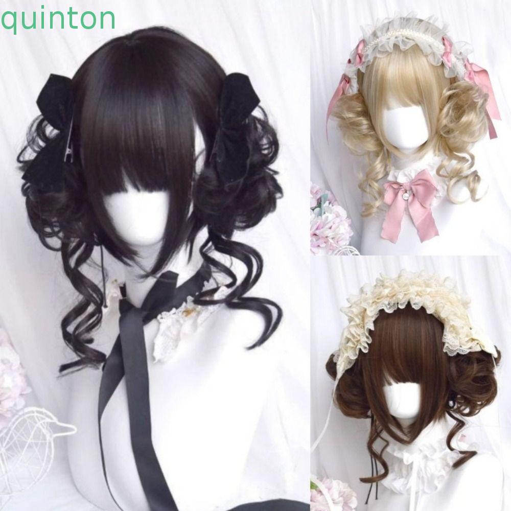 QUITON Lolita วิกผม Bangs, คอสเพลย์ธรรมชาติสั้นหยิกหางม้าคู่ Bun, Breathable หวานสังเคราะห์สีบลอนด์ด