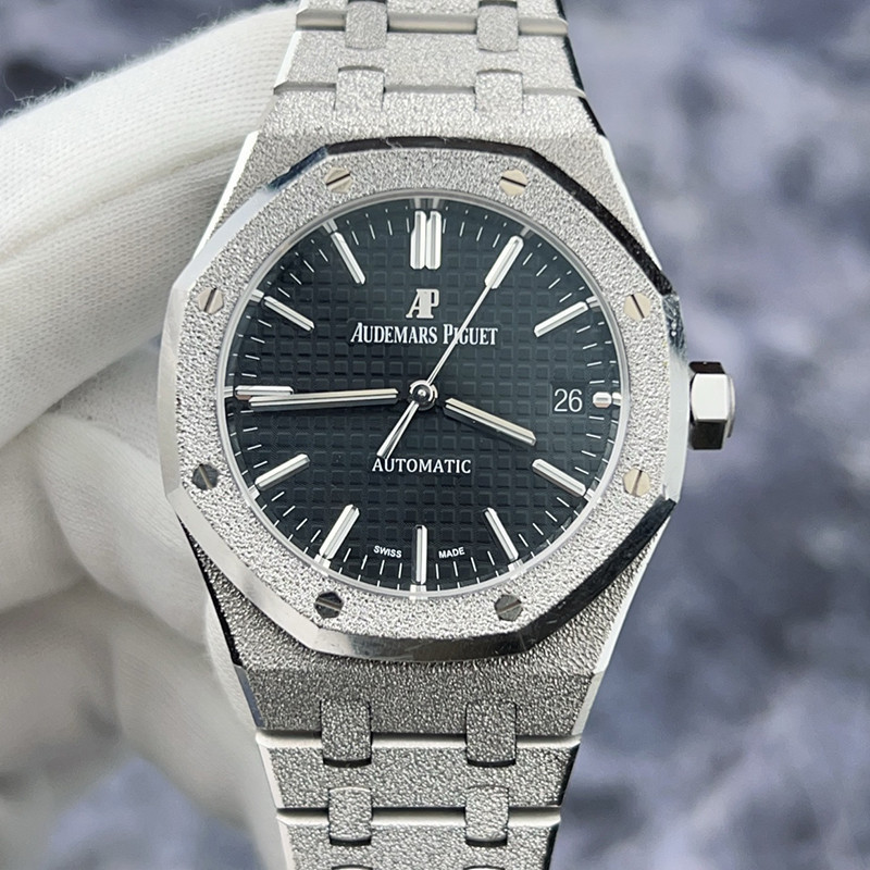 Audemars Piguet Audemars Piguet Royal Oak Series 15454BC รู้จักอย่าง Frost Gold ปฏิทินสามมือแสดงนาฬิ