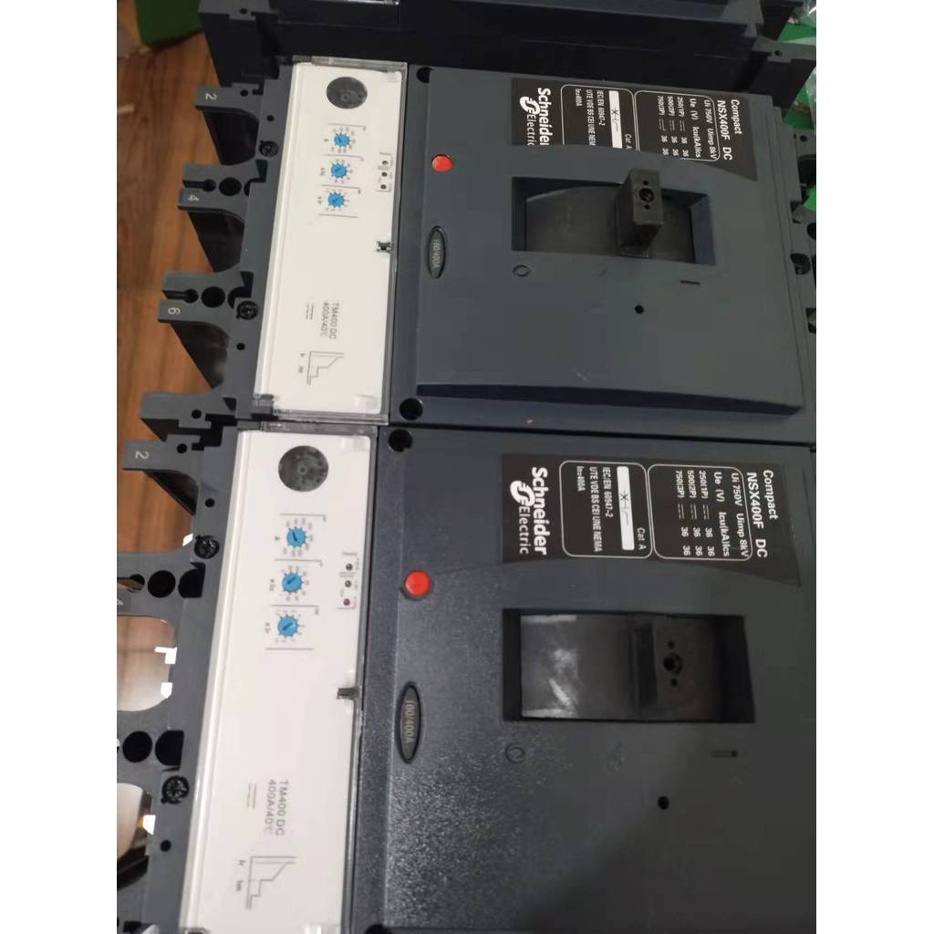 Schneider DC Circuit Breaker NSX100F 400FDC แบตเตอรี่ UPS Empty Power-on Room ประตูหลัก 2P3P