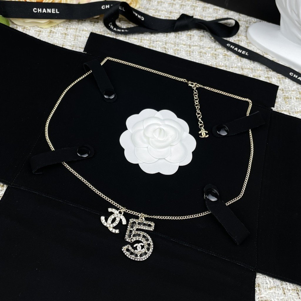 ของขวัญวันสำคัญสำหรับคนพิเศษ สร้อยคอหนังลายโซ่คู่ หมายเลข 4787 T4LO