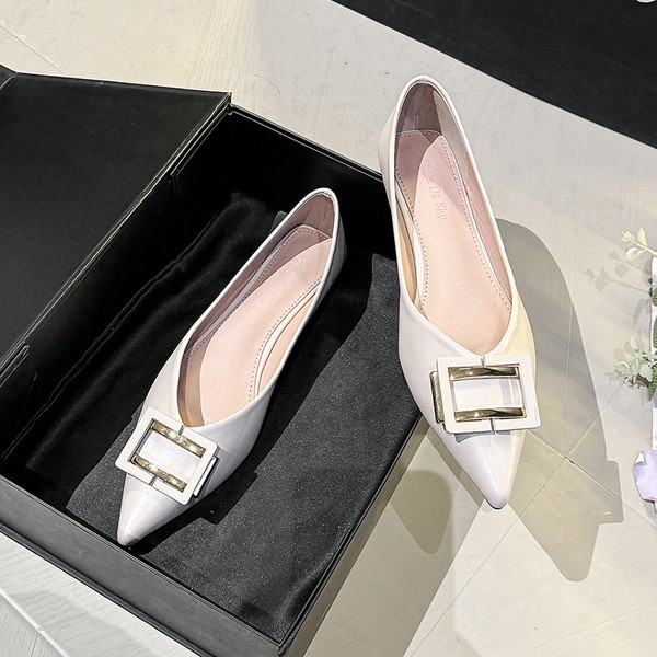 รองเท้าไซส์ใหญ่ 45 รองเท้าไซส์ใหญ่ 41 45 รองเท้าแฟชันฤดูใบไม้ผลิสำหรับผู้หญิง ปี 2025 พื้นรองเท้านิ่