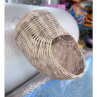 บ้านหวายทำรัง​ ชูก้า​ นก​ กระรอก​ วัสดุธรรมชาติ​มีตัวเกาะติดกรง มี3ขนาดให้เลือก