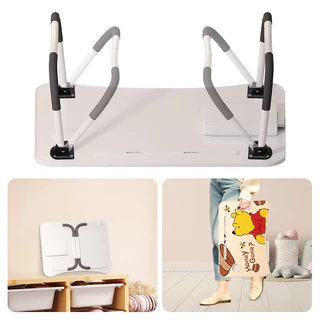 Disney โต๊ะมีลิ้นชักแบบพกพา ลิขสิทธิ์แท้ โต๊ะพับญี่ปุ่น 60x40 ซม. พร้อมลิ้นชักและที่วางแก้ว พกพาสะดวก ไม่ต้องประกอบ