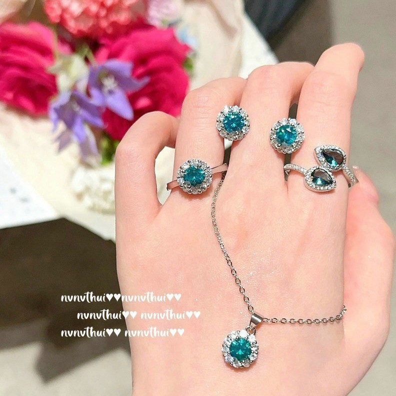 Rhine River Green Flower Gem Necklace Rich Grannys Happy Plated 18K Gold Malachite Green Small Flowe