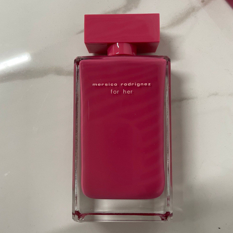 Nasisu For her Ladies Perfume Black Bottle Pink Musk Ladies Perfume 100ml