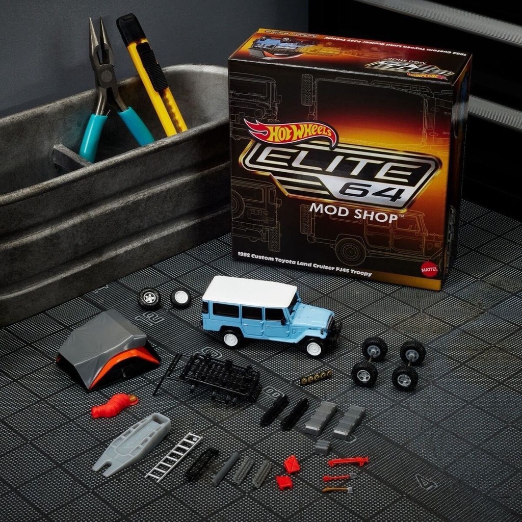 [สต๊อกพร้อมกําพร้า] Hot Wheels Elite 64 Mod Shop 1982 Toyota Land Cruiser FJ45 Troopy1/64 รถโลหะผสมร
