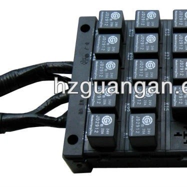 กล่องรีเลย์และฟิวส์อัตโนมัติ ZP5I