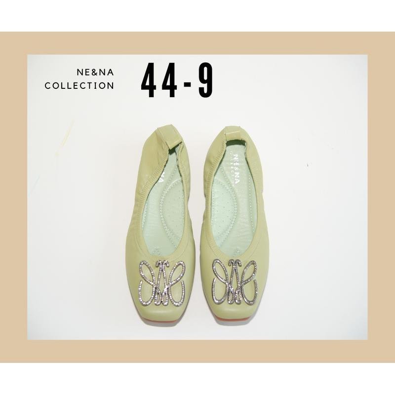รองเท้าเเฟชั่นผู้หญิงเเบบคัชชูส้นเตี้ย No. 44-9 NE&NA Collection Shoes