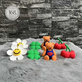 ตัวติดรองเท้า Jibbits แบบสามมิติ ราคาต่อ 1ดอก ติดรองเท้ามีรู ตกแต่งการ์ตูนน่ารัก