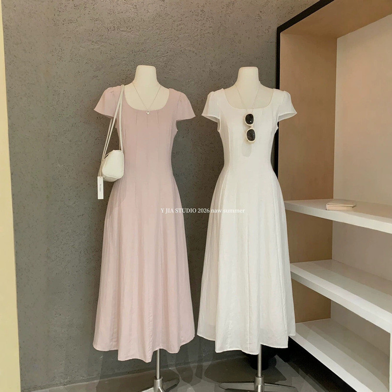 Y.JIA Iga ฤดูร้อนภาษาฝรั่งเศสคํา Elegant อารมณ์ Secant Texture กระโปรงขนาดใหญ่ Hem U-คอชุดยาวผู้หญิง