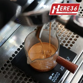 HERE BRAZIL CERRADO : เมล็ดกาแฟบราซิลเซอร์ราโดซิกเนเจอร์ : ช็อคโกเลตอัลมอนด์